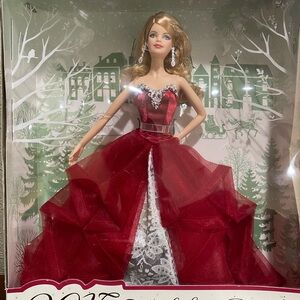 2015, Collectable Holiday Barbie in Original Box